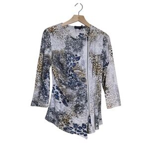 Talk of the Walk Women's M Zip Front Patterned 3/4 Sleeve Asymmetrical Hem Top